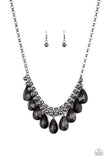 Fashionista flair - black