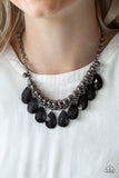 Fashionista flair - black