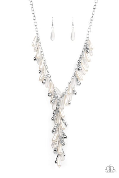 Dripping with DIVA -ttitude -white