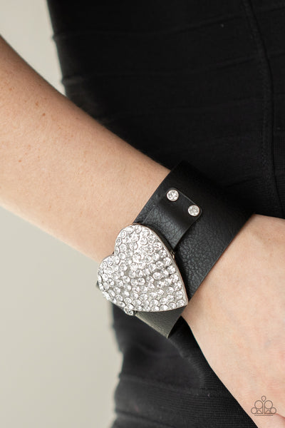 Flauntable Flirt -black