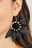 Flower child fever -black
