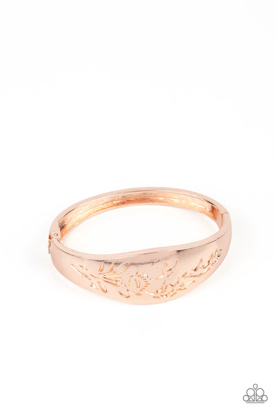 Fond of florals -rose gold