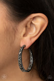 Glitzy by association -black