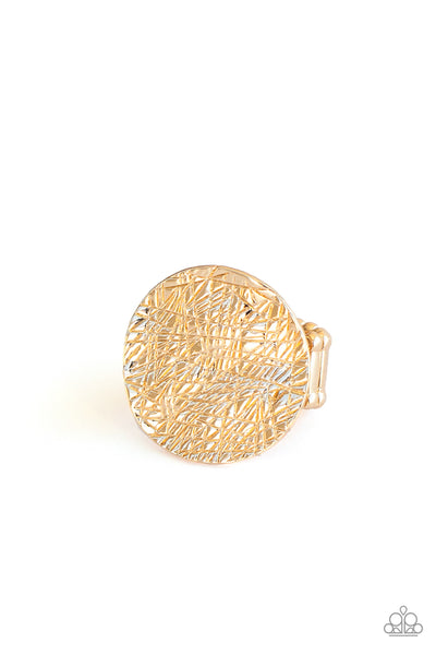 Lined up - gold