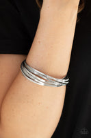 Trending in tread -silver